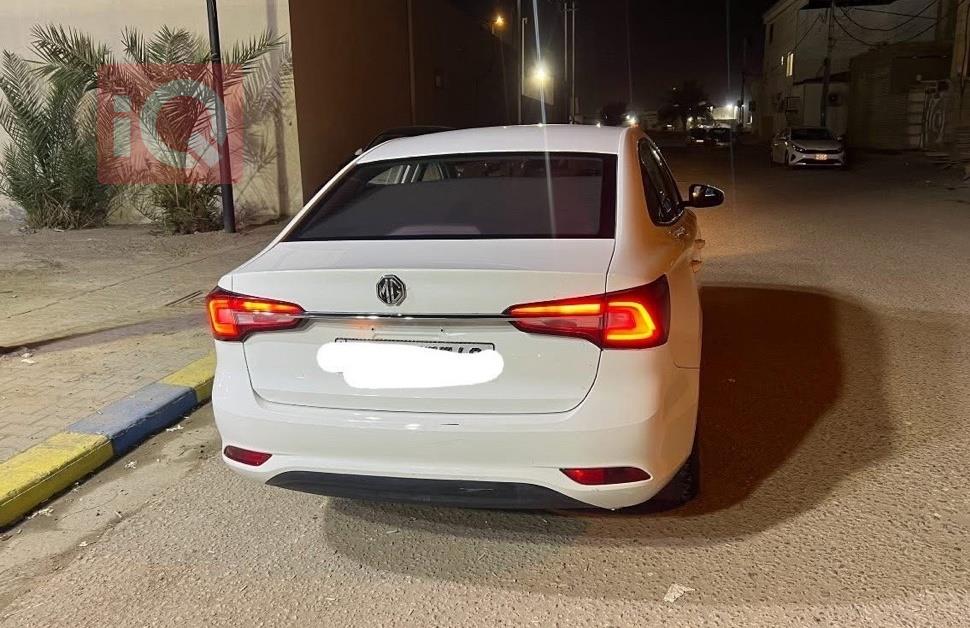 MG 5